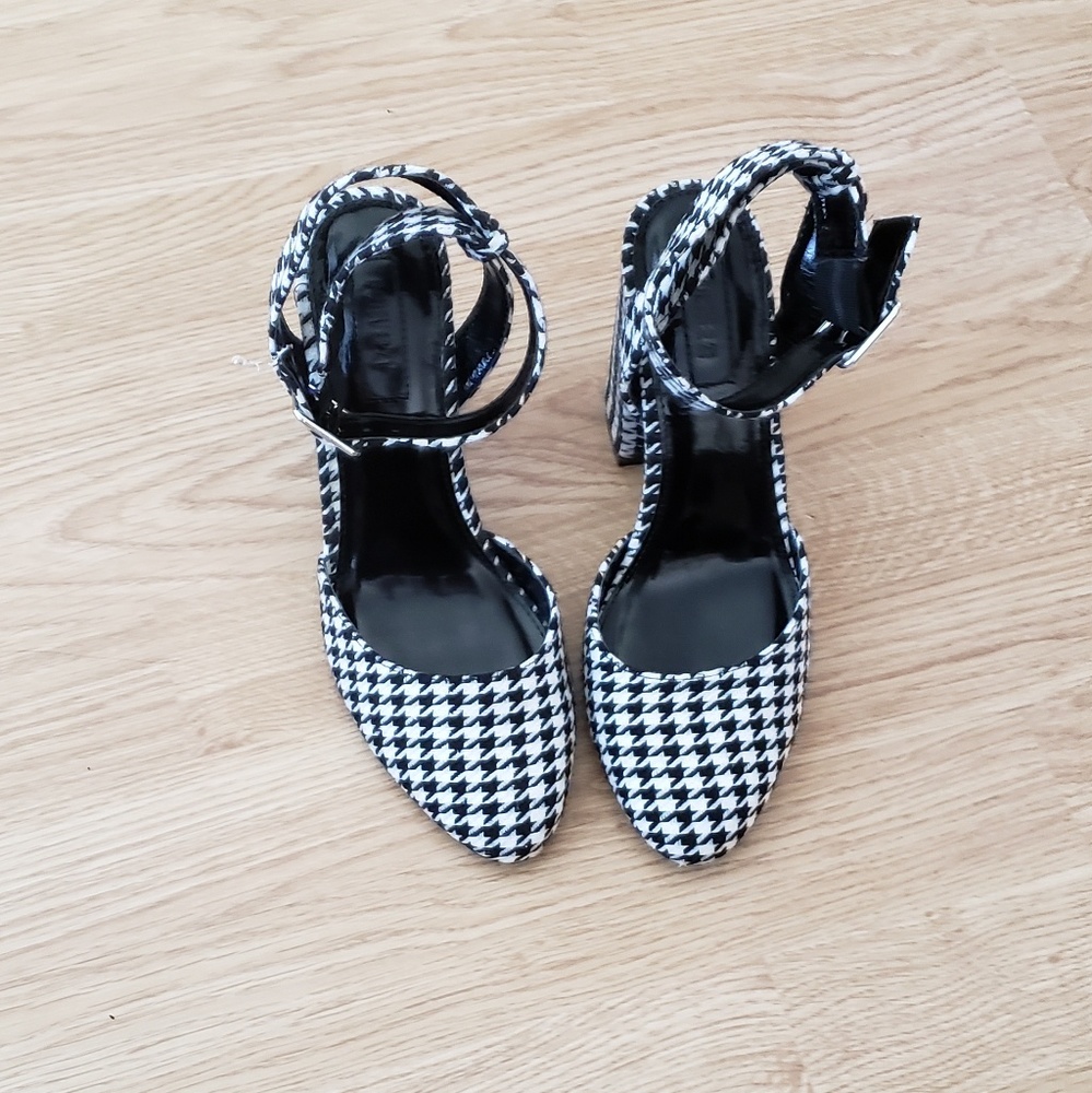 Super cute heals